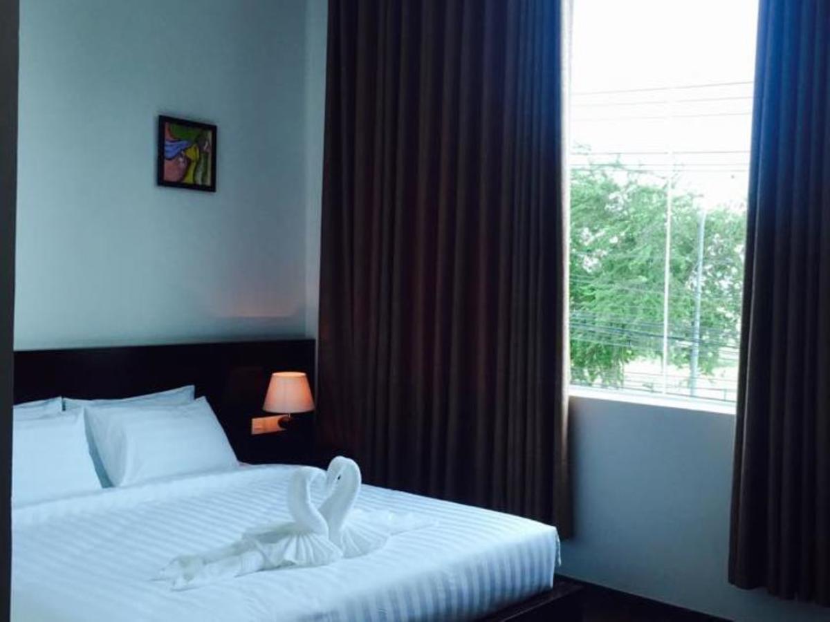Golden Apple Hotel - Airport Phnom Penh Extérieur photo